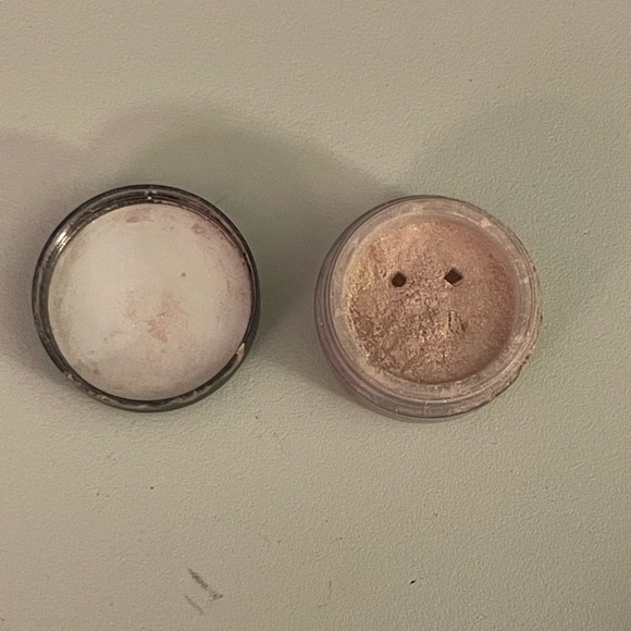Bare Minerals Glimmer “Serene” - Picture 3 of 4